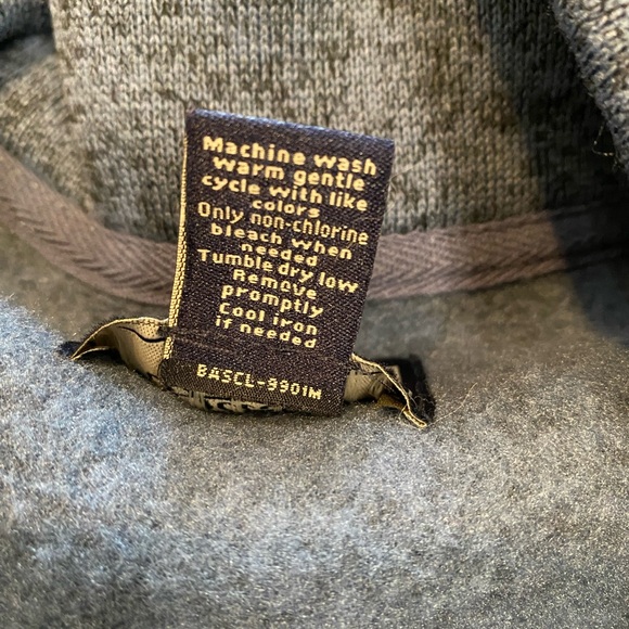 G.H. BASS & CO. Pullover Button Sweater - Picture 6 of 10